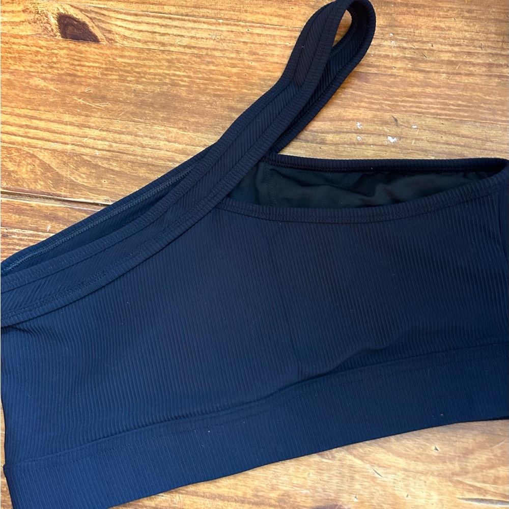 Black One-Shoulder Ribbed Top